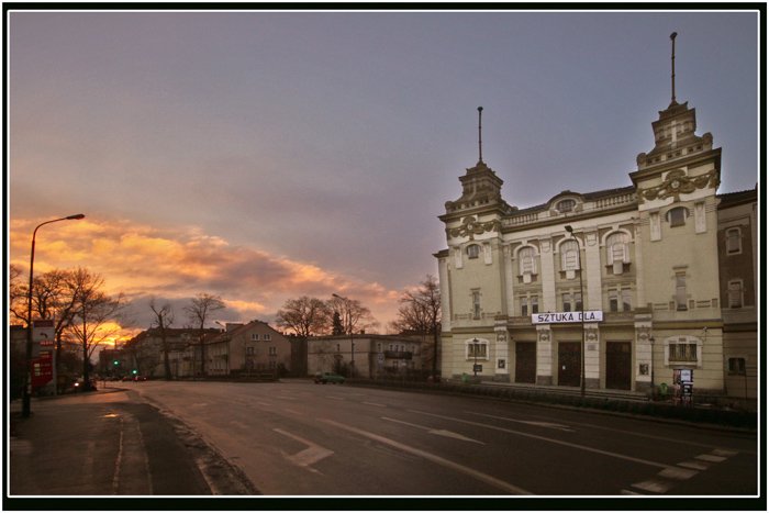 Teatr Norwida stał się sławny na całą Polskę. Tylko czy o taką sławę chodziło?