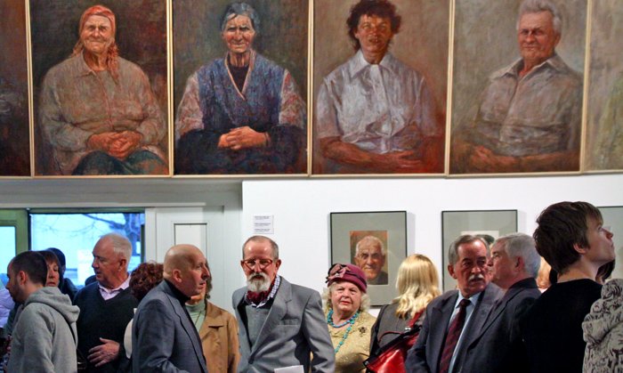 portret-czowieka-w-lokalnym-wydaniu-19435