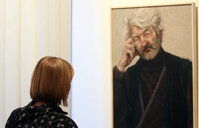 portret-czowieka-w-lokalnym-wydaniu-19435