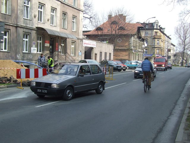 waskie-gardo-na-wojska-polskiego-1979