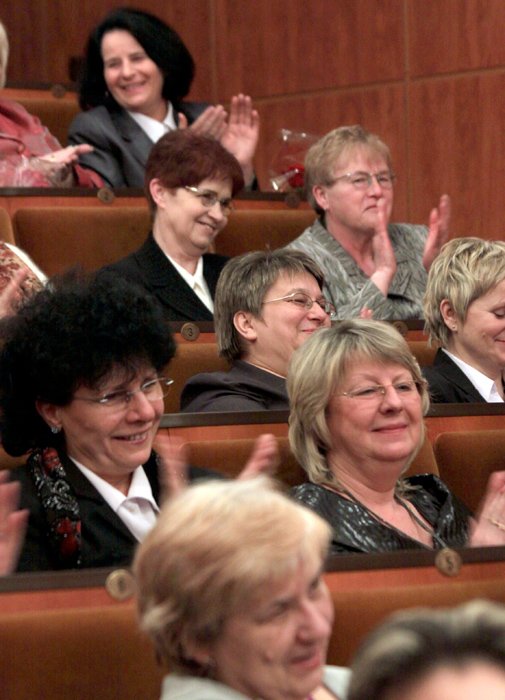 buziaczki-roze-i-wiazanka-melodii-dla-pan-19959