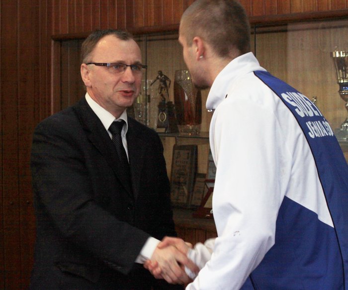 honory-za-zota-trojke-20008