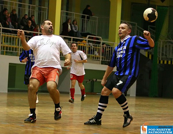 xv-kolejka-ligi-mos-w-futsalu-2003