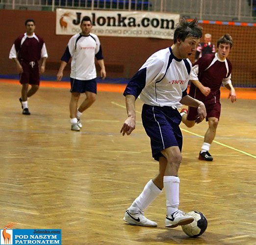 xv-kolejka-ligi-mos-w-futsalu-2003