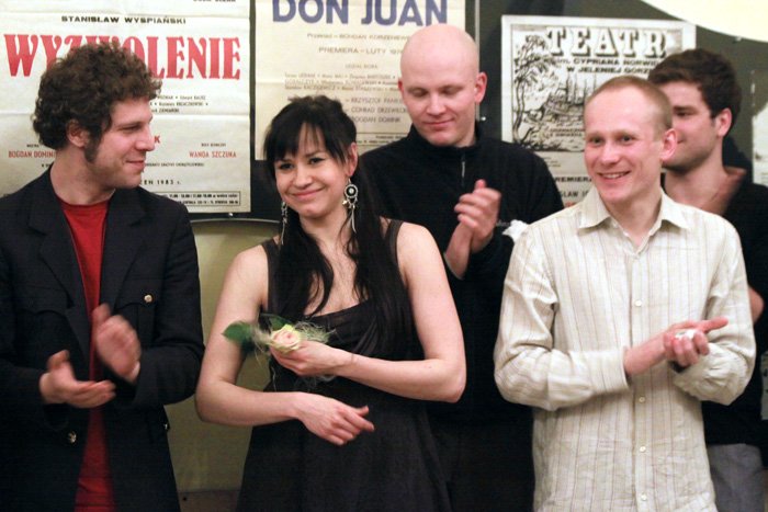 gwat-na-scenie-czyli-rzecz-o-nonsensie-20035