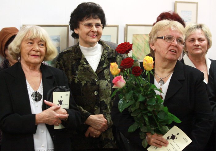 sztuka-czyni-cuda-z-czasem-20095