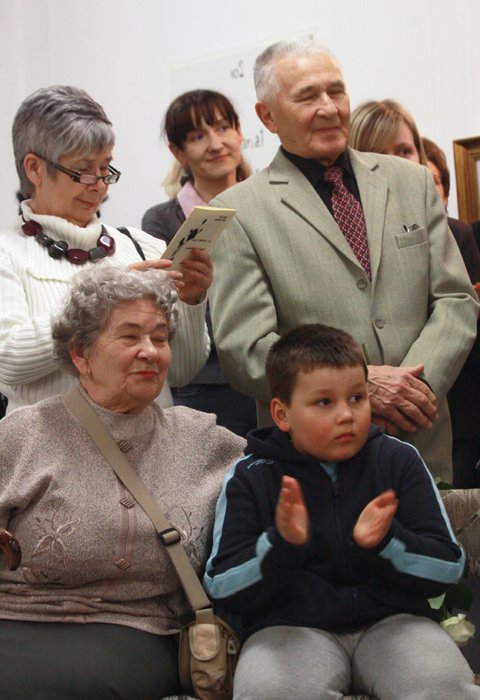 sztuka-czyni-cuda-z-czasem-20095
