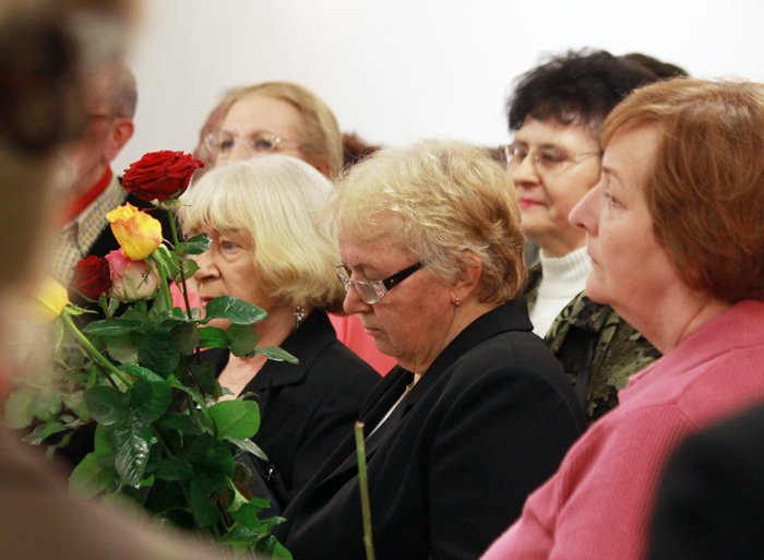 sztuka-czyni-cuda-z-czasem-20095