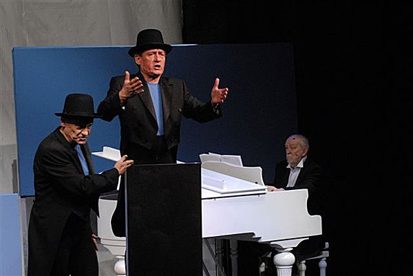 multimedialne-cos-w-zdrojowym-20110