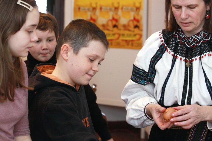 ostroznie-jak-z-jajkiem-20122