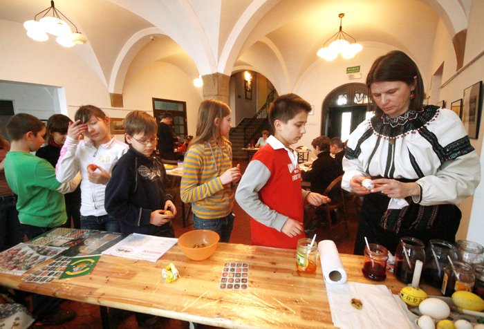 ostroznie-jak-z-jajkiem-20122