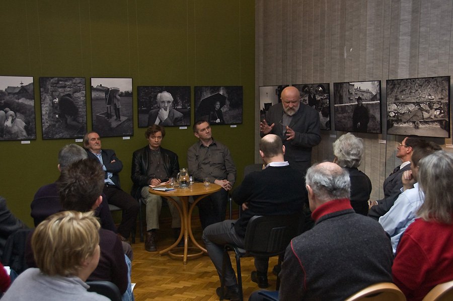 lokalne-media-w-ogniu-pytan-20133