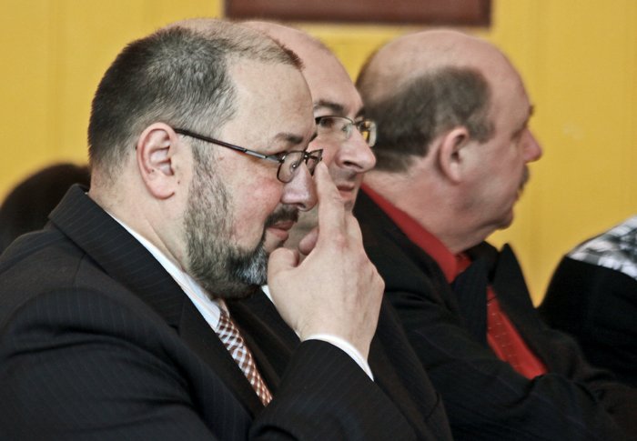 Roman Kuty z prezydentem Markiem Obrębalskim i naczelnikiem wydziału oświaty Waldemarem Woźniakiem.