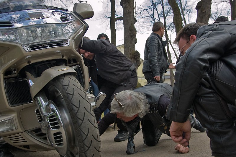 motocyklisci-z-wielkim-sercem-20412