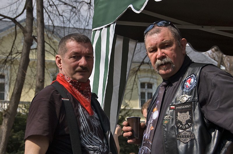 motocyklisci-z-wielkim-sercem-20412