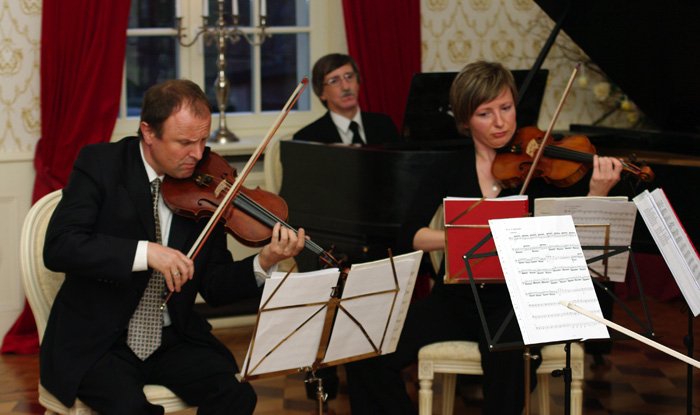 pasyjne-klimaty-w-paacu-staniszow-20527