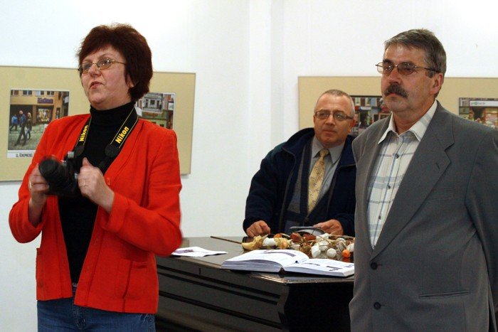 jelenia-gora-i-ludzie-z-pasja-w-antyramach-20938