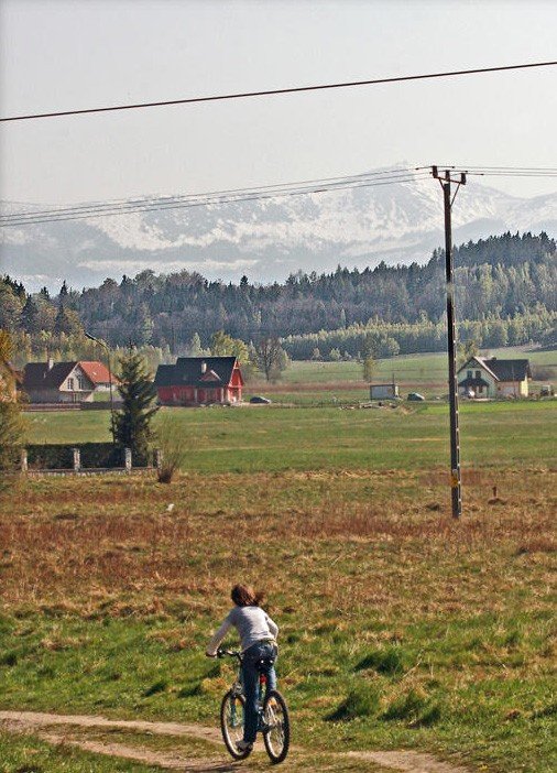 Krajobraz Karkonoszy widziany z osiedla Czarne.