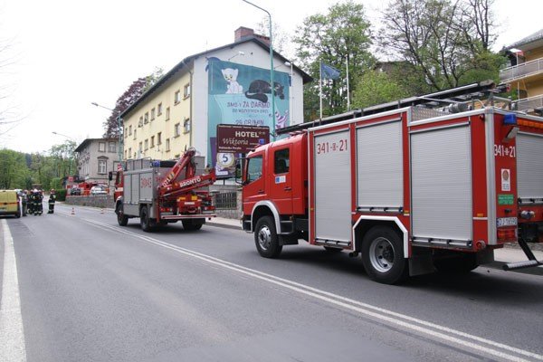drogowcy-uszkodzili-gazociag-21019