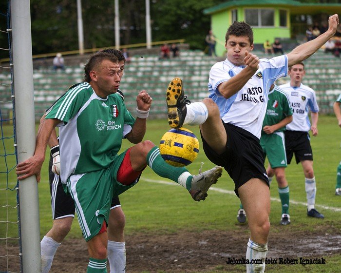 podzia-punktow-w-meczu-karkonoszy-z-prochowiczanka-21021