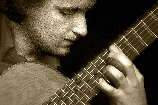 znany-muzyk-gitarzysta-ukasz-pietrzak-nie-zyje-21070
