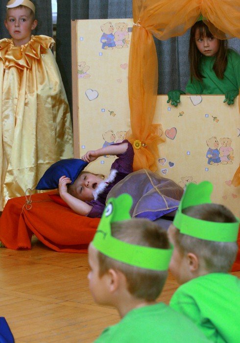atak-kapturkow-czerwonych-zielonych-i-miedzynarodowych-video-21256