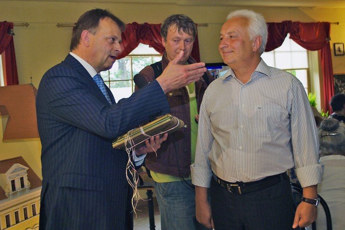 ratusz-prawie-jak-prawdziwy-tylko-mniejszy-21282