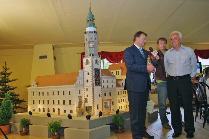 ratusz-prawie-jak-prawdziwy-tylko-mniejszy-21282