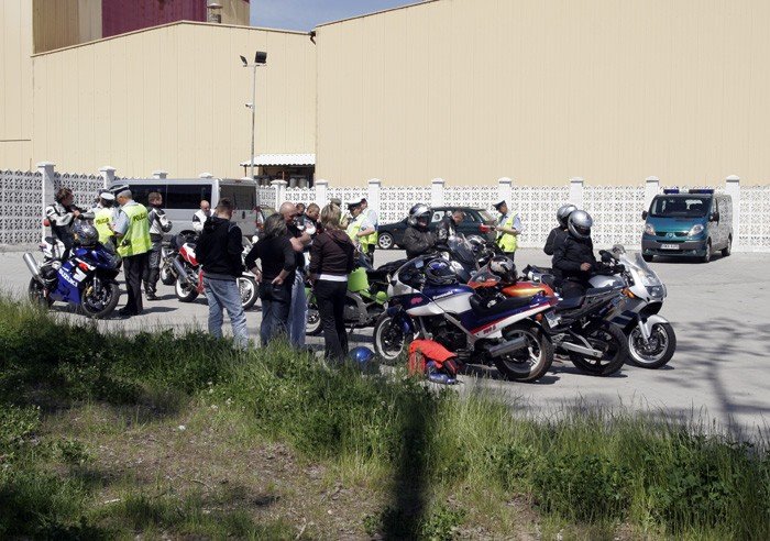 motocyklisci-na-trojce-pod-lupa-policji-21307