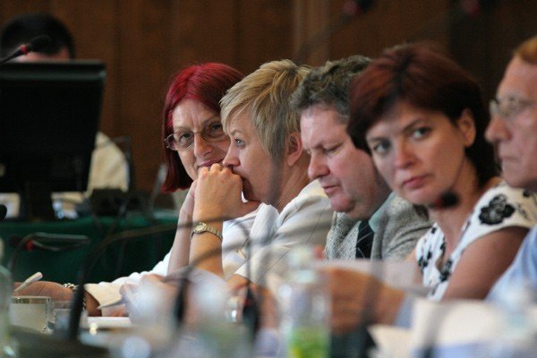 radni-zwiekszyli-budzet-miasta-i-zlikwidowali-szkoy-21322