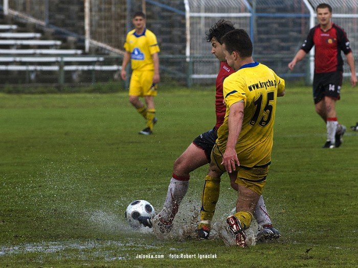 pub-gol-przegrywa-na-wodzie-z-piastem-21403