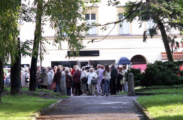 szturm-emerytow-na-uzdrowisko-21409