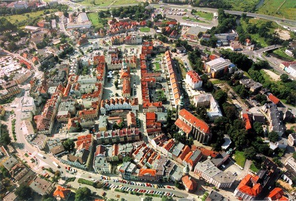 ksiazki-z-dedykacja-dla-jeleniogorzan-21681