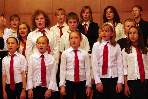modzi-muzycy-wyruszyli-w-swiat-21710