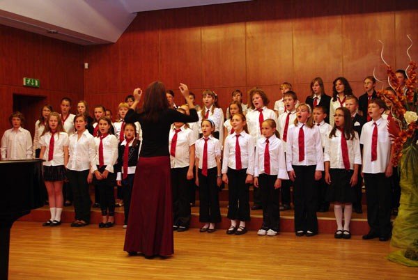 modzi-muzycy-wyruszyli-w-swiat-21710