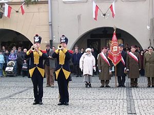 swieto-niepodlegosci-relacja-z-ceremonii-na-placu-ratuszowym-2190