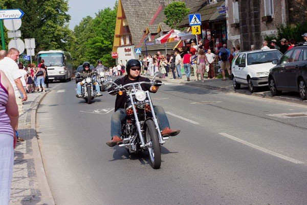 parada-harleyow-w-mgnieniu-oka-22002