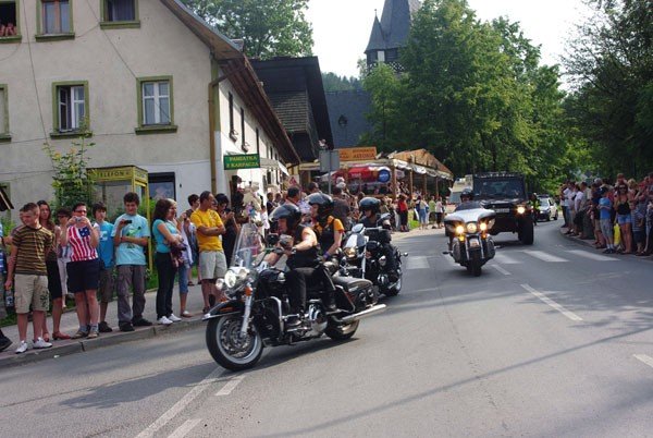 parada-harleyow-w-mgnieniu-oka-22002