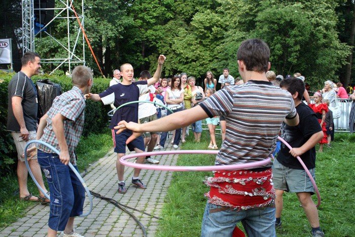 roztanczony-park-zdrojowy-w-bocie-22007
