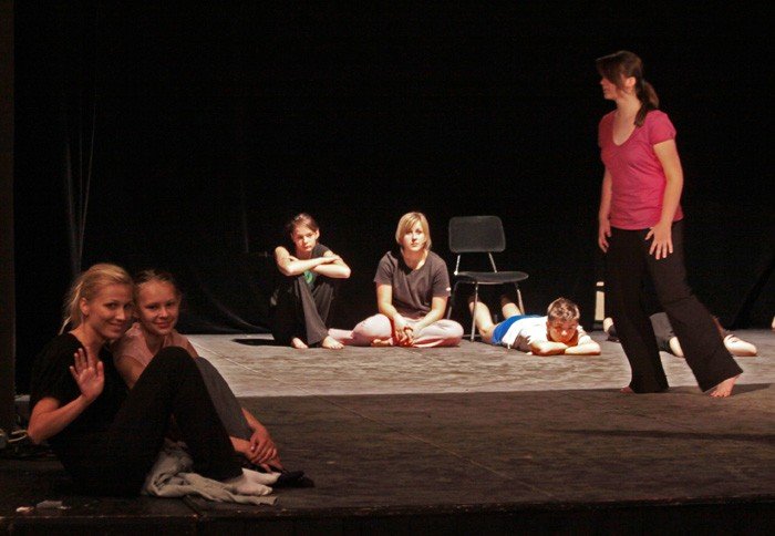 lato-w-teatrze-echa-walki-22106
