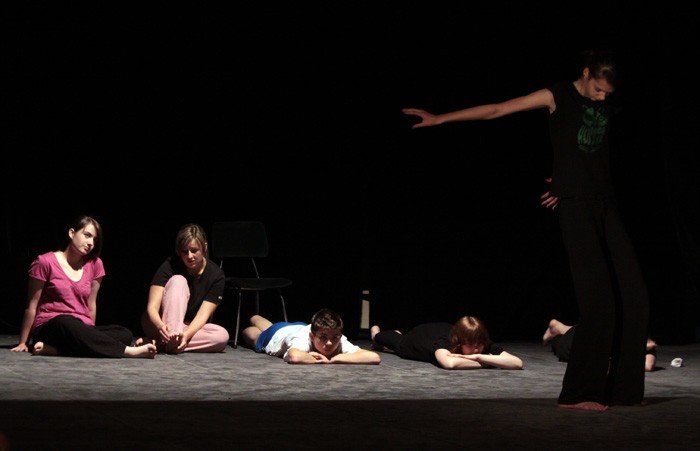 lato-w-teatrze-echa-walki-22106