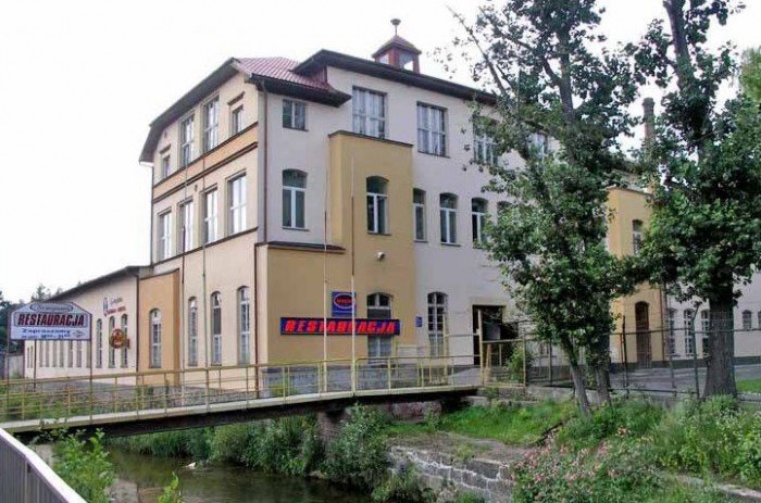 Cieplicka Gencja z czasów, kiedy jeszcze działał tam lokal gastronomiczny.