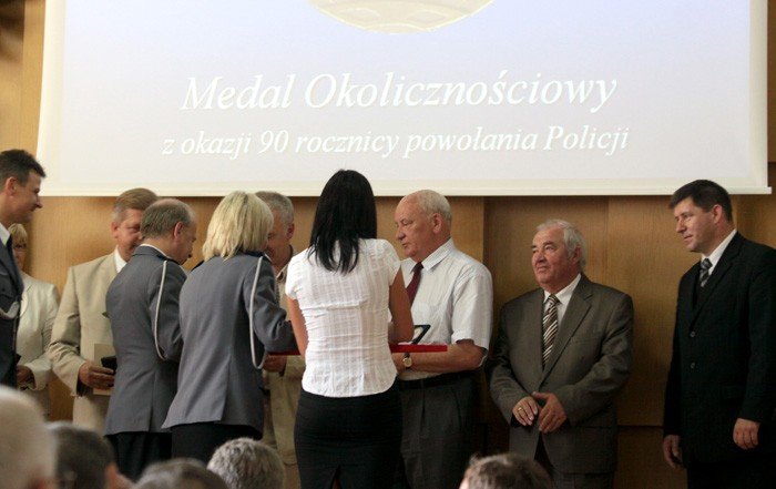 wszystkiego-najlepszego-panie-i-panowie-policjanci-22216
