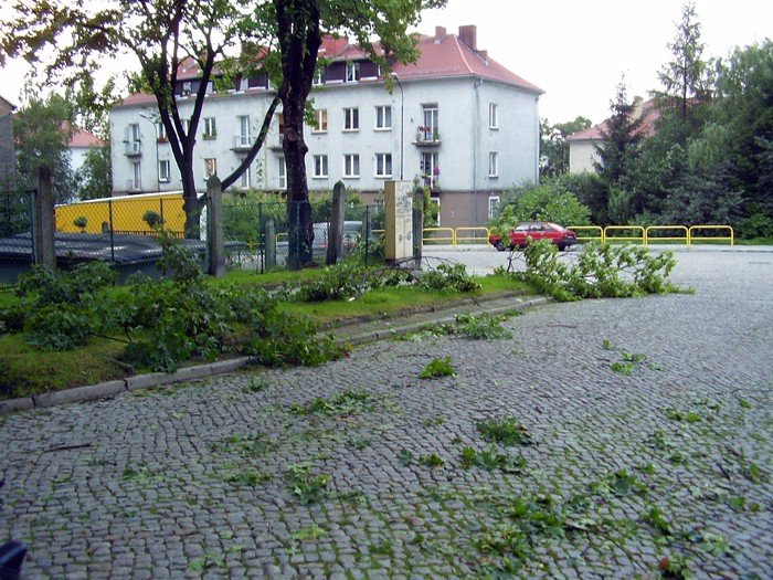dzien-po-czyli-krajobraz-po-kataklizmie-22314