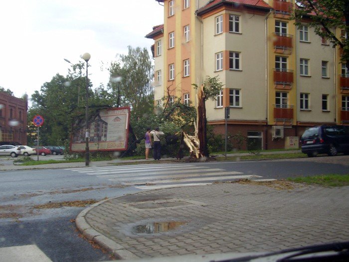 dzien-po-czyli-krajobraz-po-kataklizmie-22314