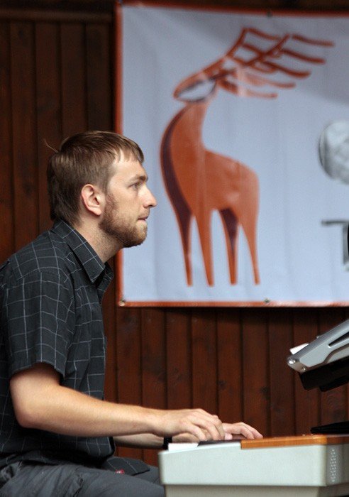 przystan-przy-muszli-wsuchaj-sie-w-jazz-22345