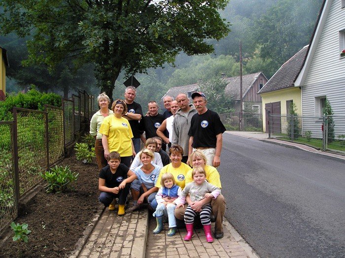magiczny-jagniatkow-z-rododendronami-22402
