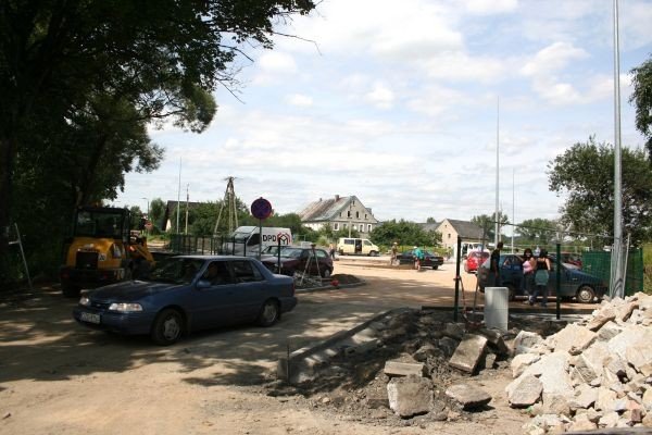 nowy-parking-przy-wordzie-z-poslizgiem-22422