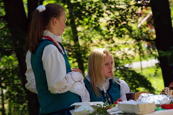 feta-w-jubileusz-przeprowadzki-noblisty-22455