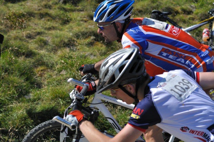 rowerami-pokonali-sniezke-22478